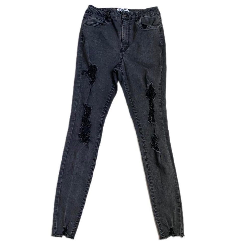 Gray ripped skinny jeans